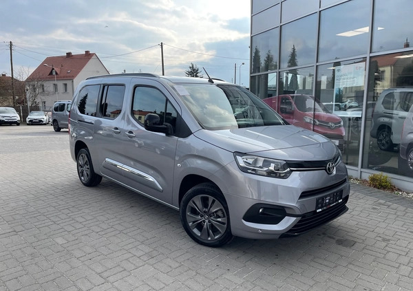 Toyota Proace City Verso cena 234900 przebieg: 1, rok produkcji 2024 z Czarnków małe 106